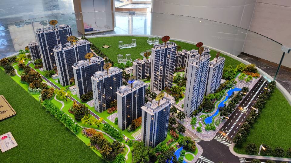 毛坯3室2廳2衛(wèi)108m2 124㎡  129㎡  135㎡  價格可議