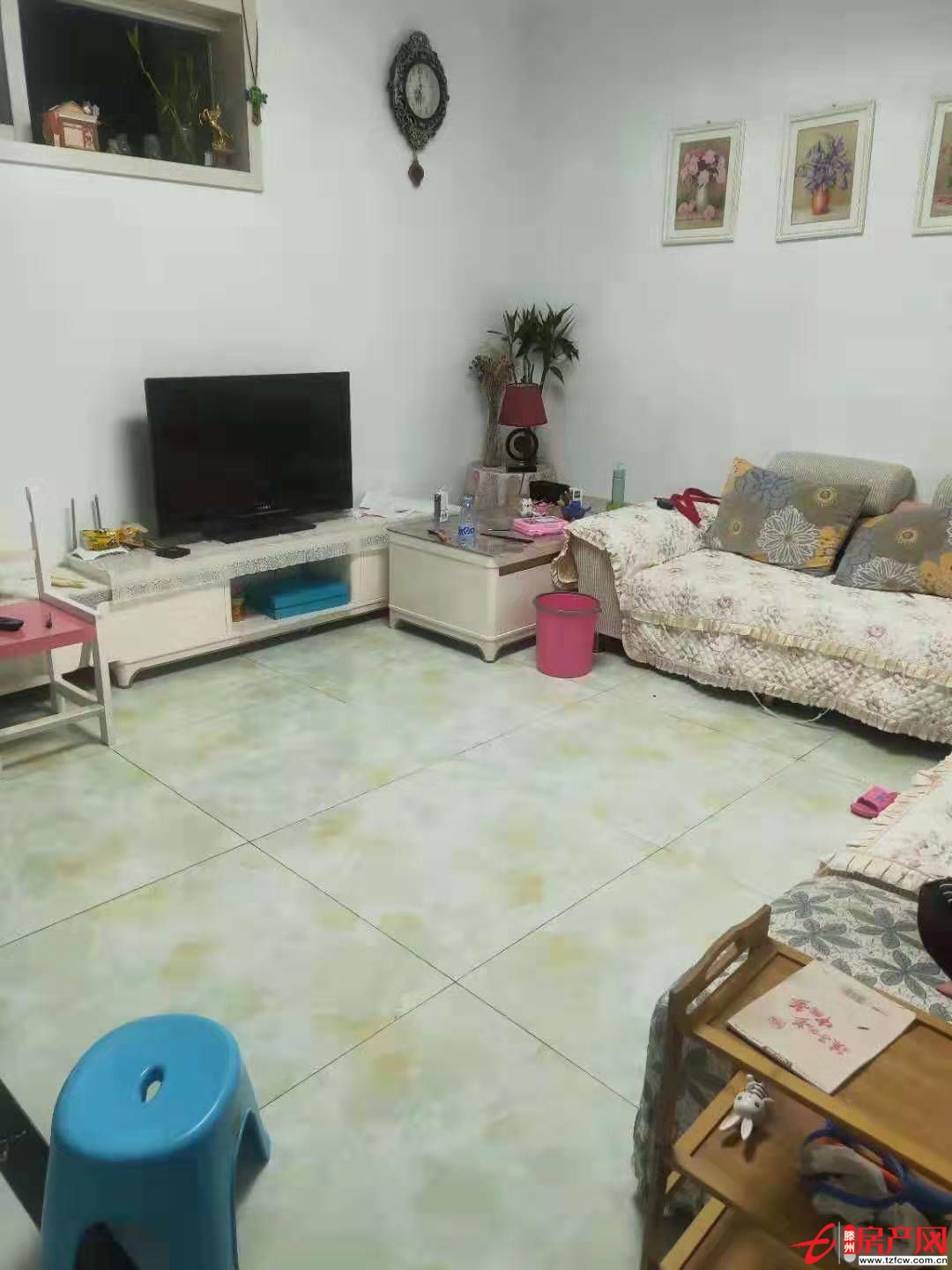 陽光國際西玫瑰園 兩室兩廳精裝修 家具家電基本齊全，拎包入住